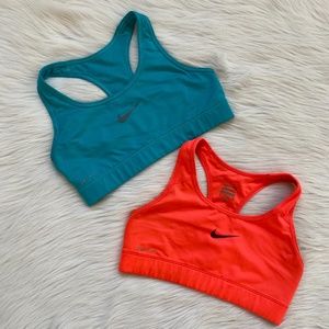 Set of two Nike high support sports Bra